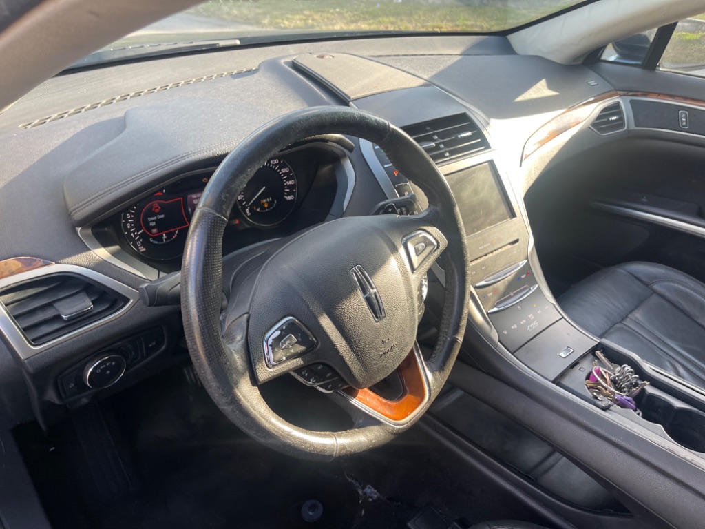 2014 Lincoln MKZ