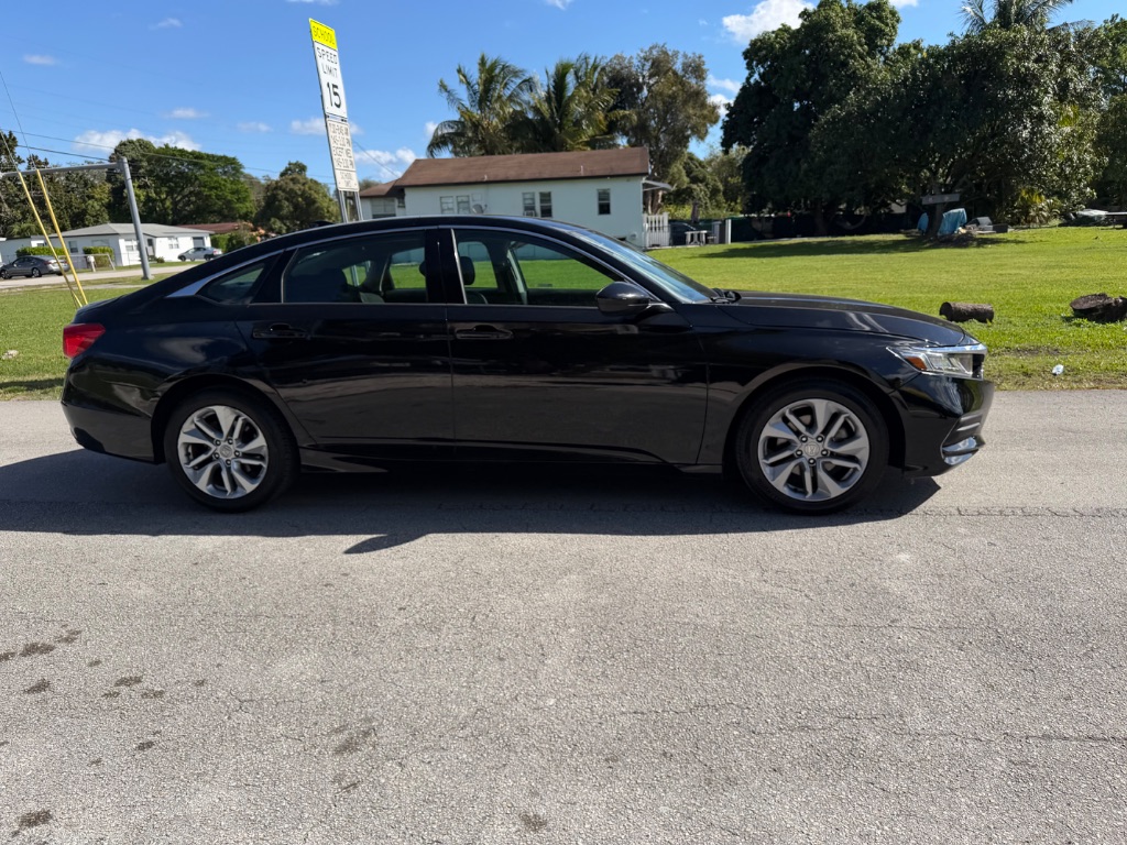 2019 Honda Accord - $12,500