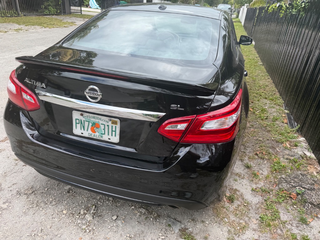 2017 Nissan Altima - $5,500