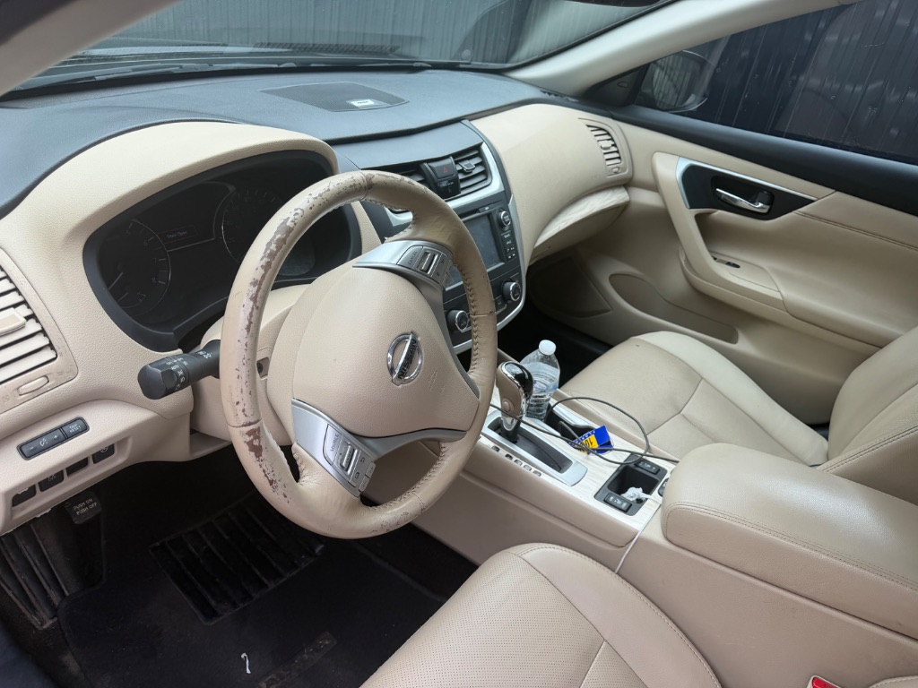 2017 Nissan Altima - $5,500