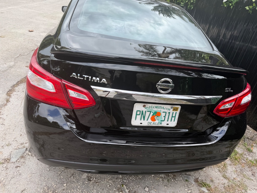 2017 Nissan Altima - $5,500