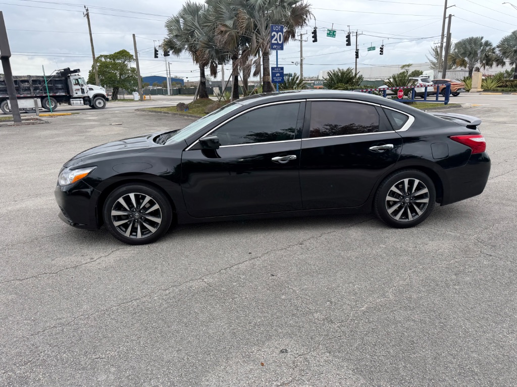 2017 Nissan Altima - $5,500