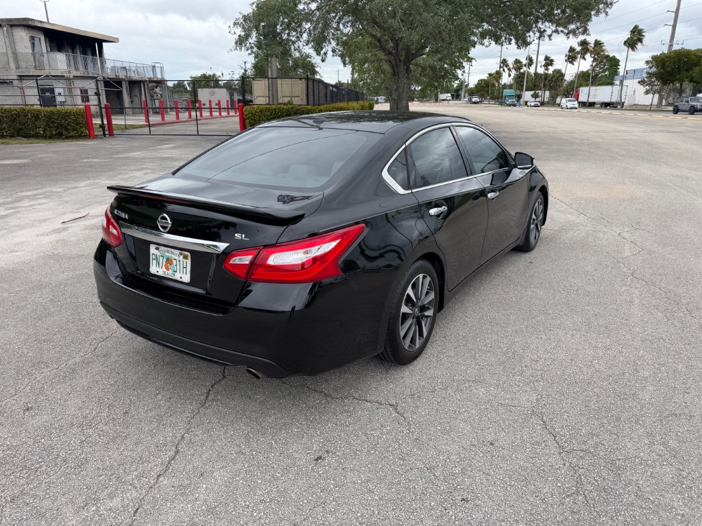 2017 Nissan Altima - $5,500