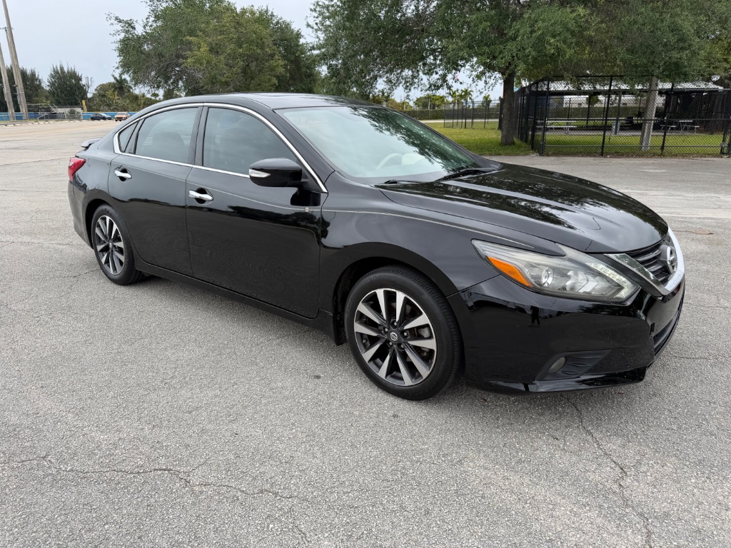 2017 Nissan Altima - $5,500
