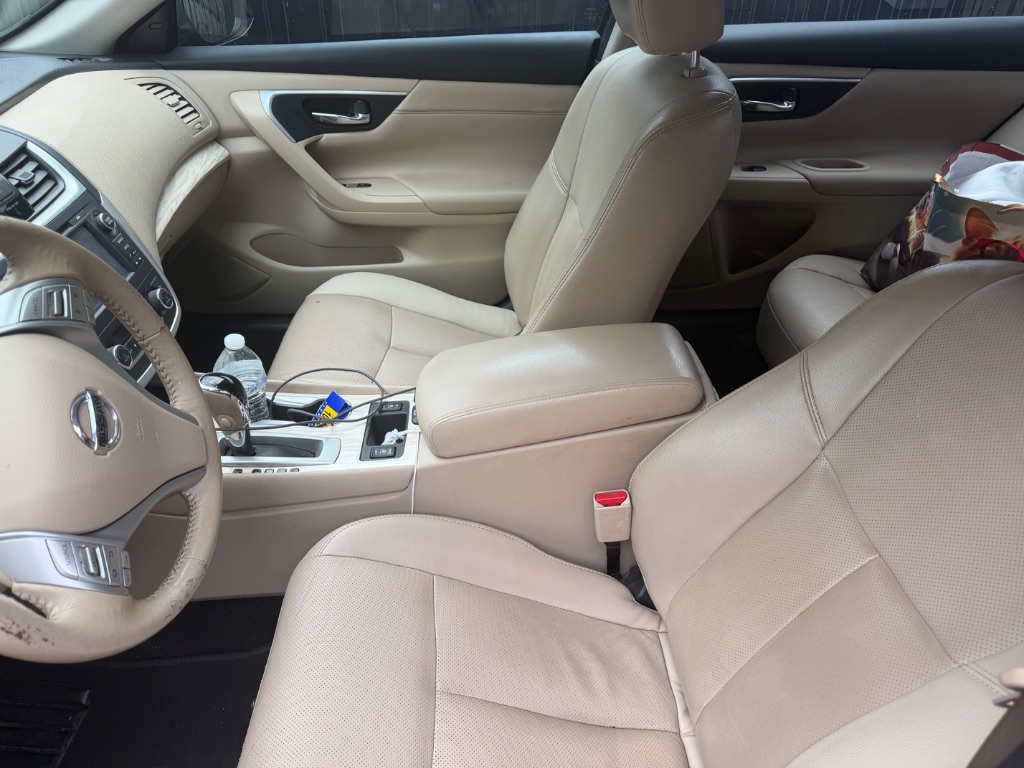 2017 Nissan Altima - $5,500
