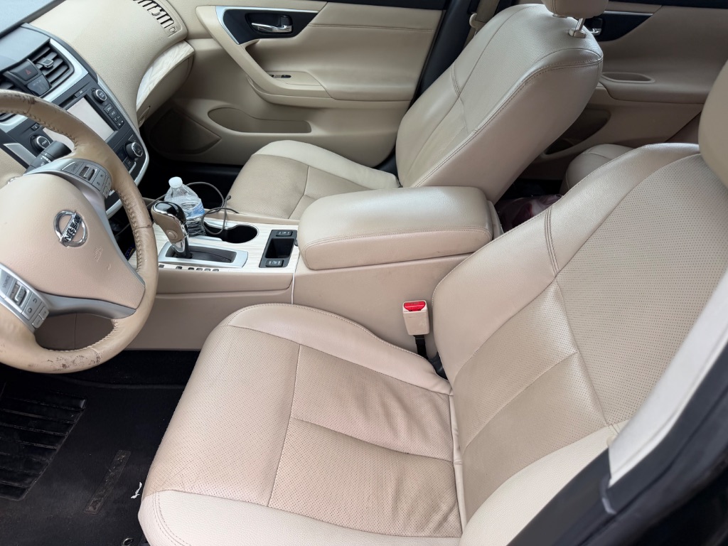 2017 Nissan Altima - $5,500