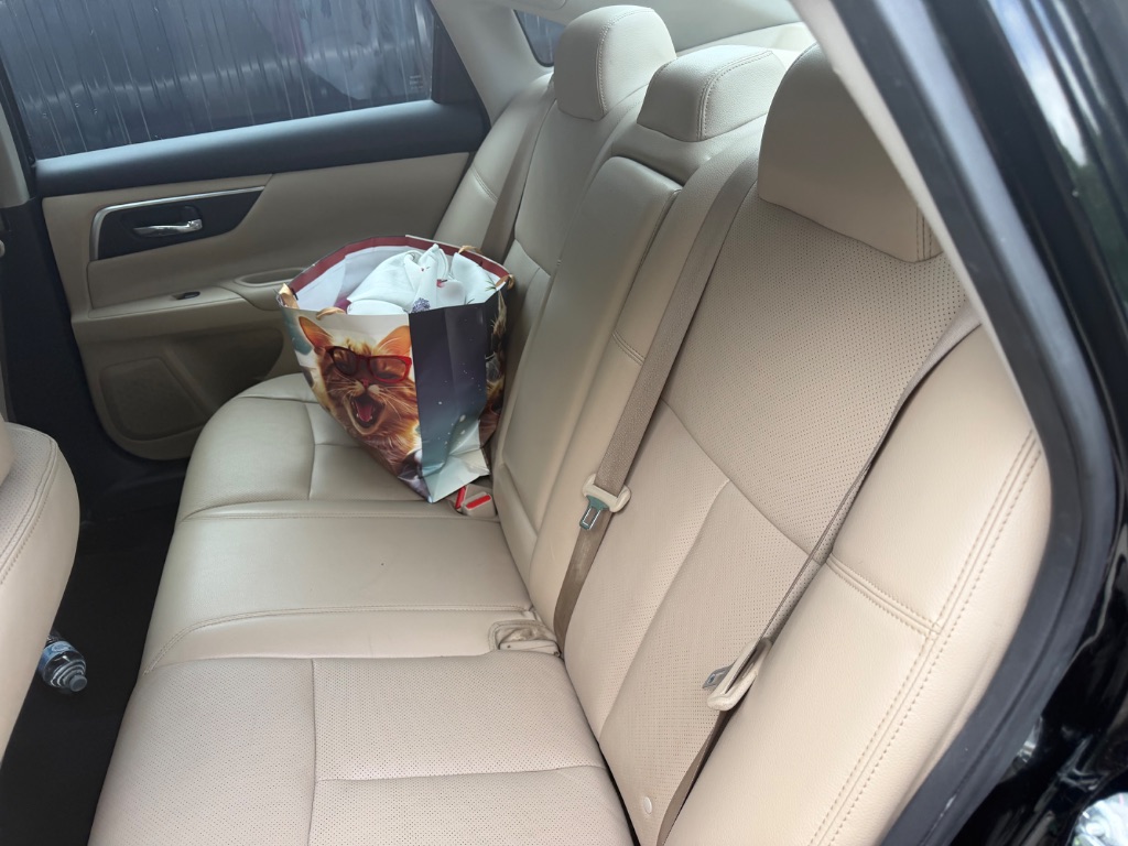 2017 Nissan Altima - $5,500