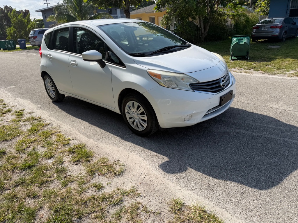 2016 Nissan Versa
