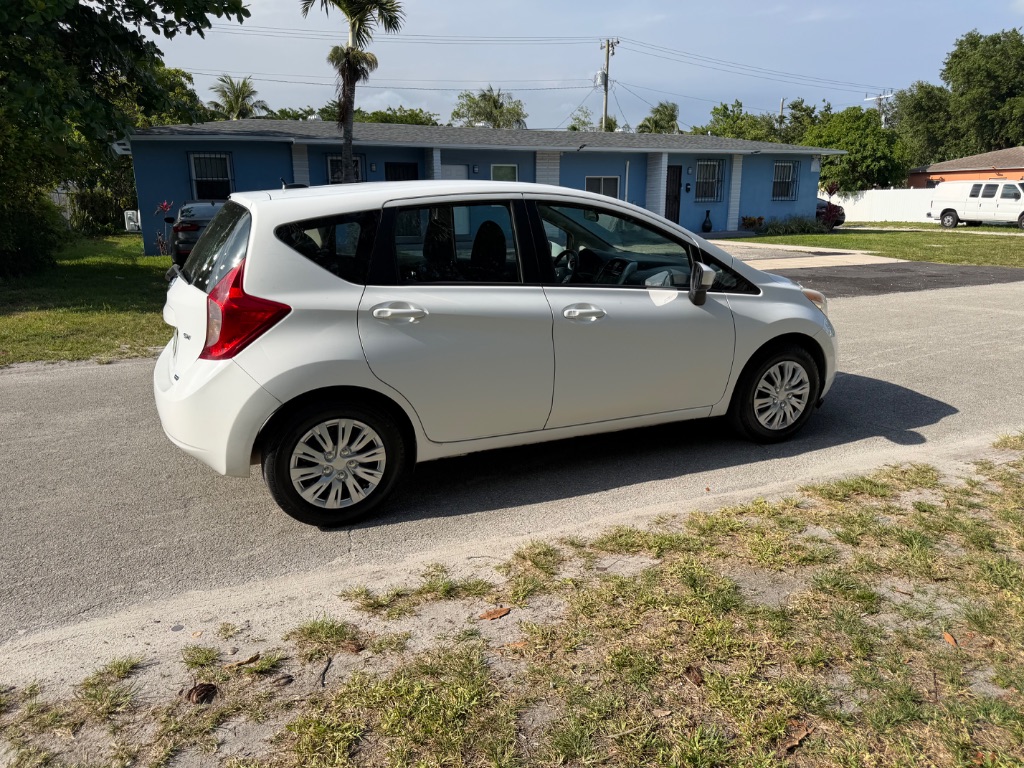 2016 Nissan Versa