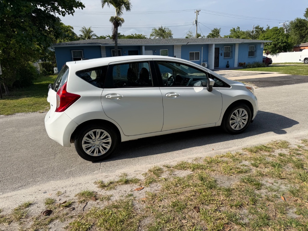 2016 Nissan Versa