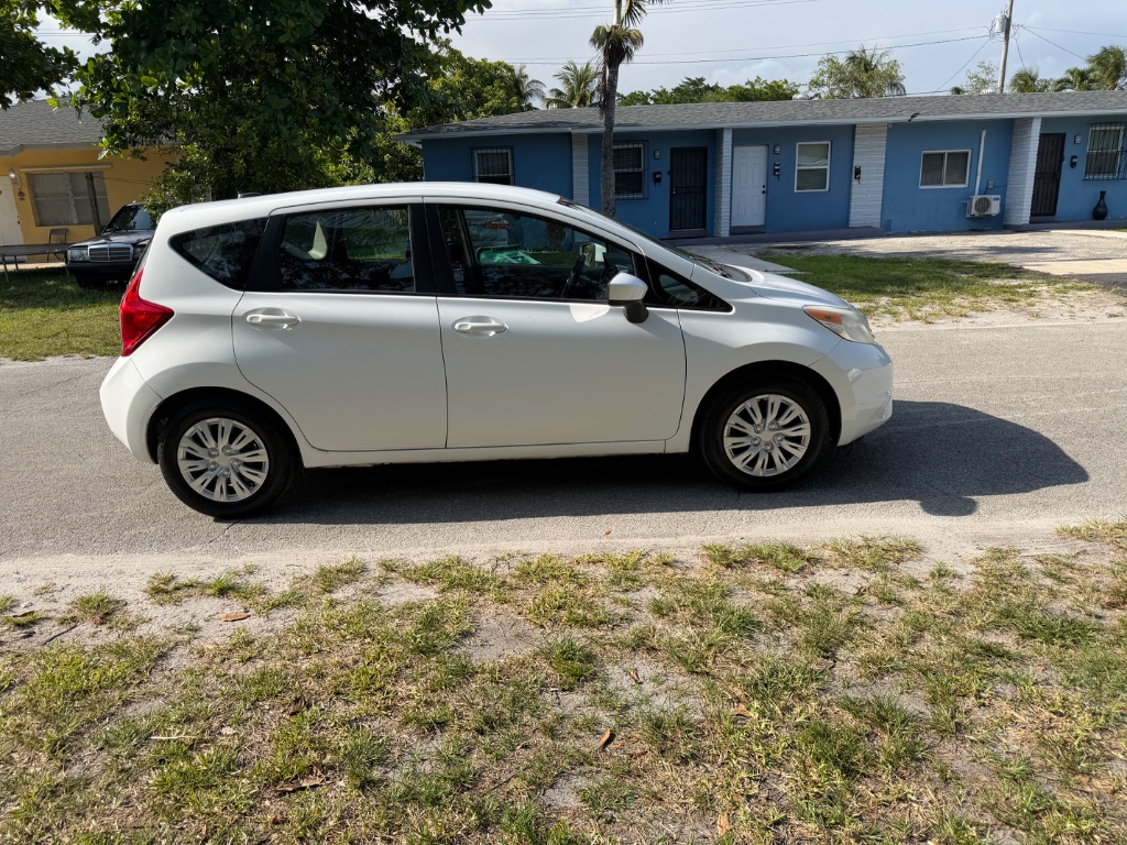 2016 Nissan Versa