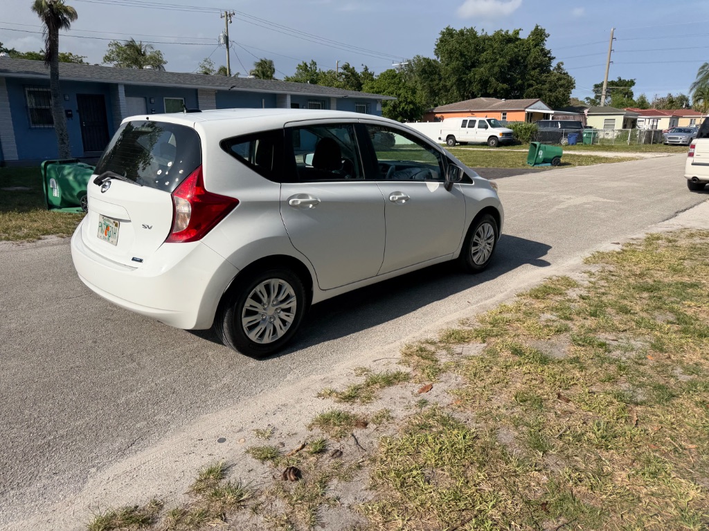 2016 Nissan Versa