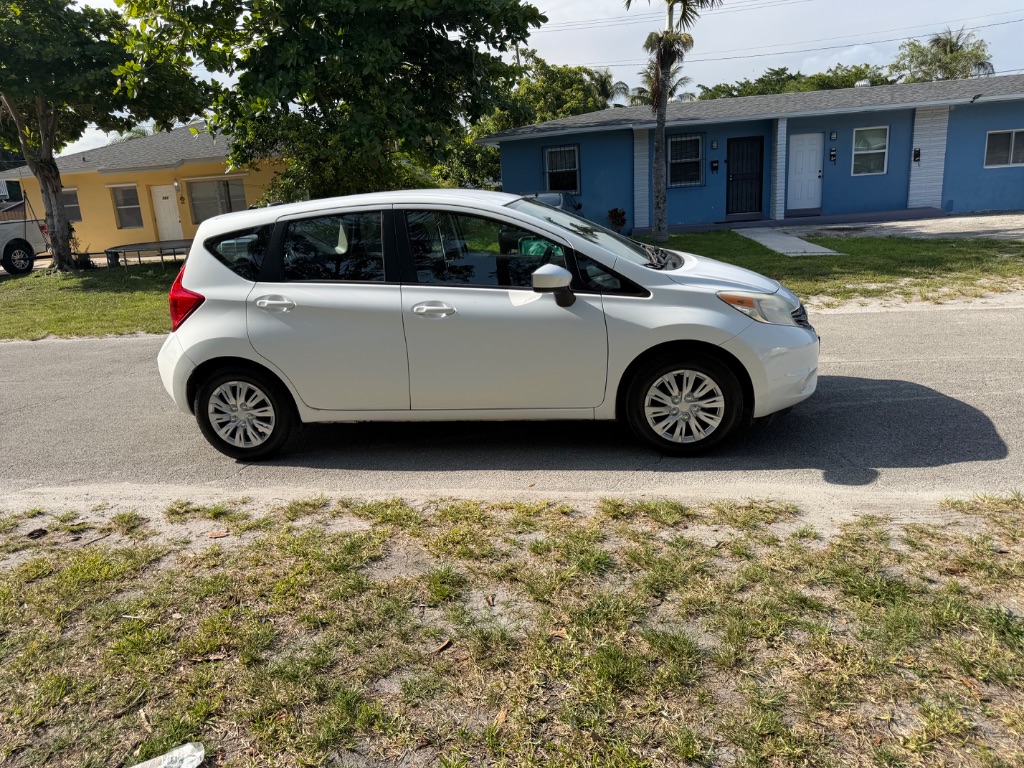 2016 Nissan Versa