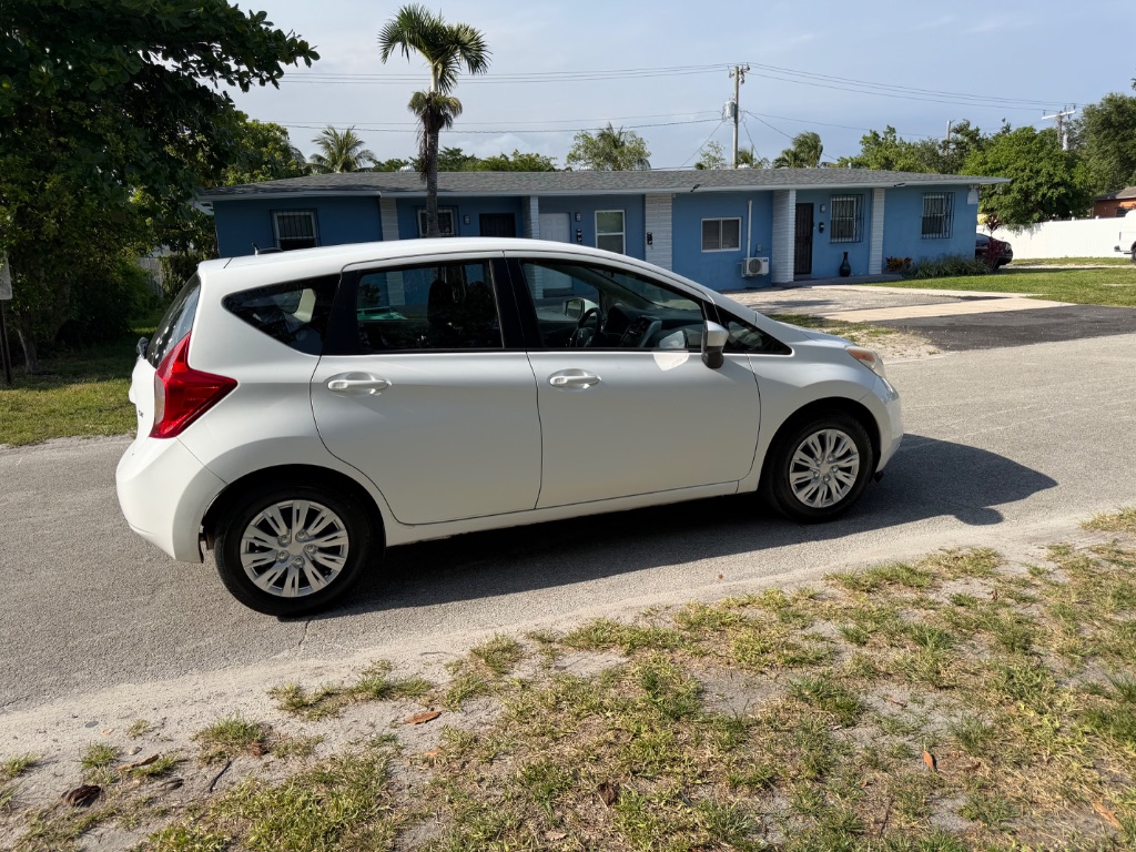 2016 Nissan Versa