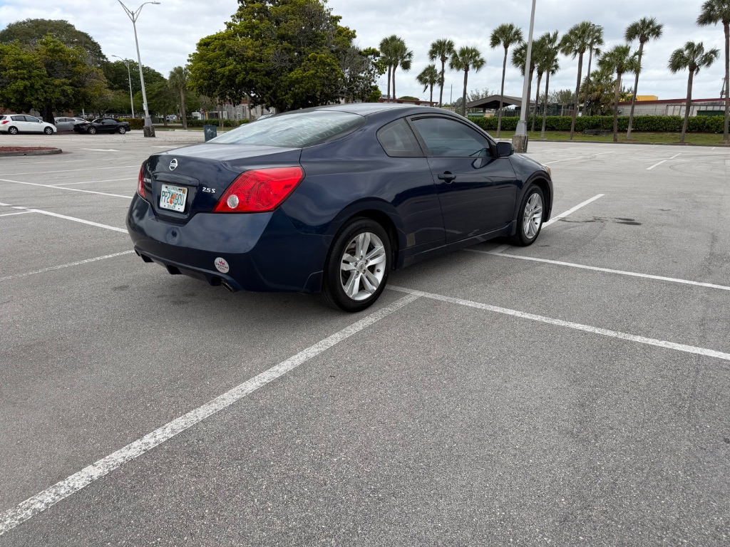2013 Nissan Altima - $4,000