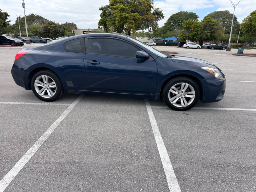 2013 Nissan Altima - $4,000