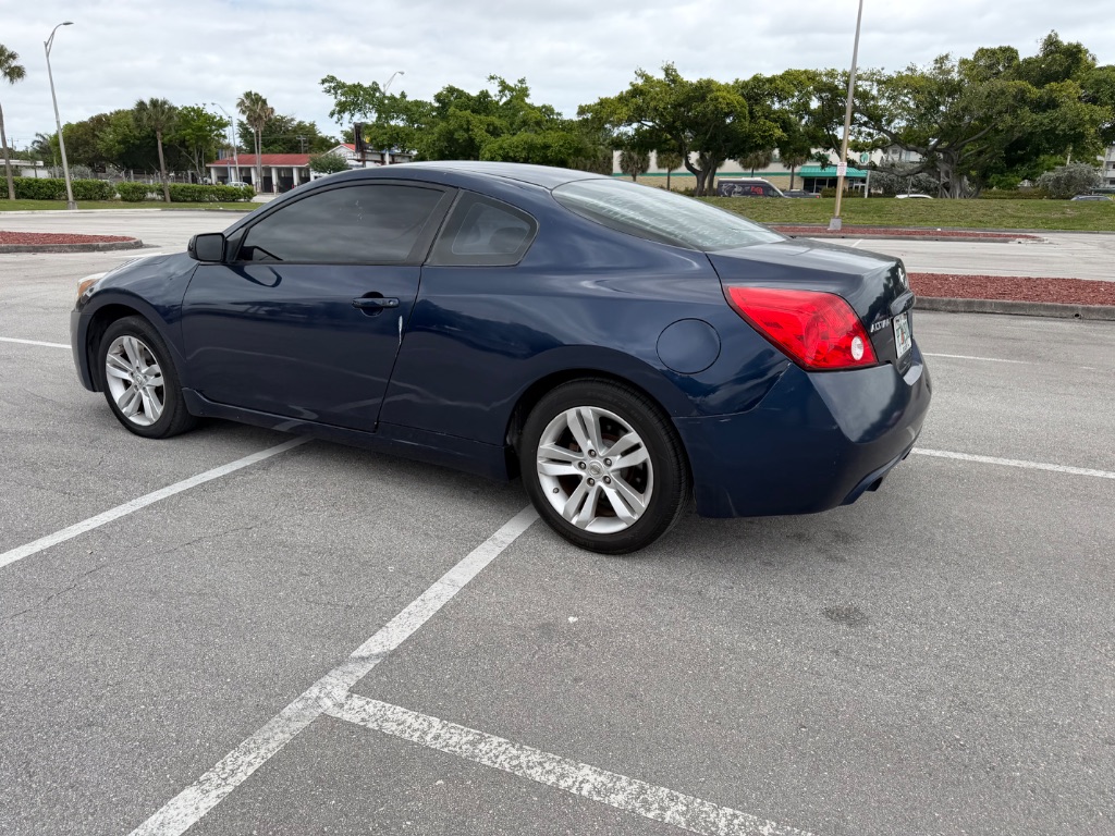 2013 Nissan Altima - $4,000