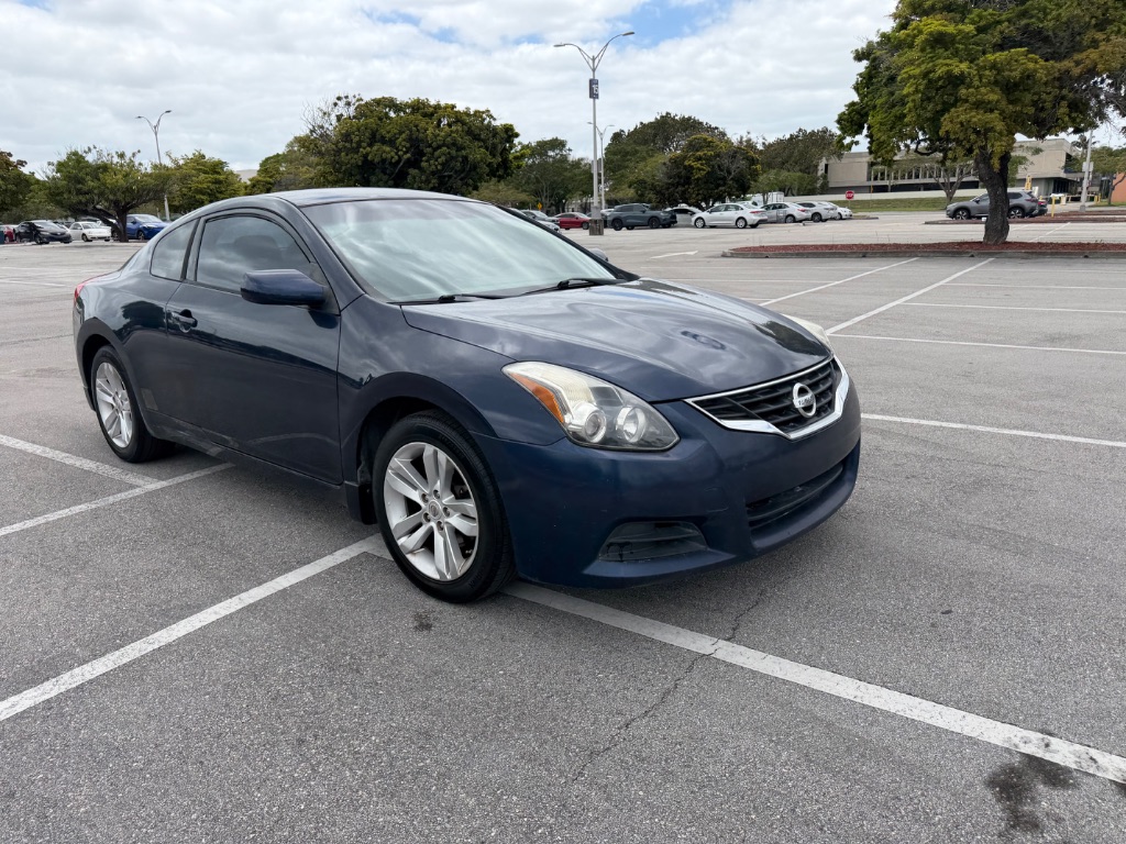 2013 Nissan Altima - $4,000