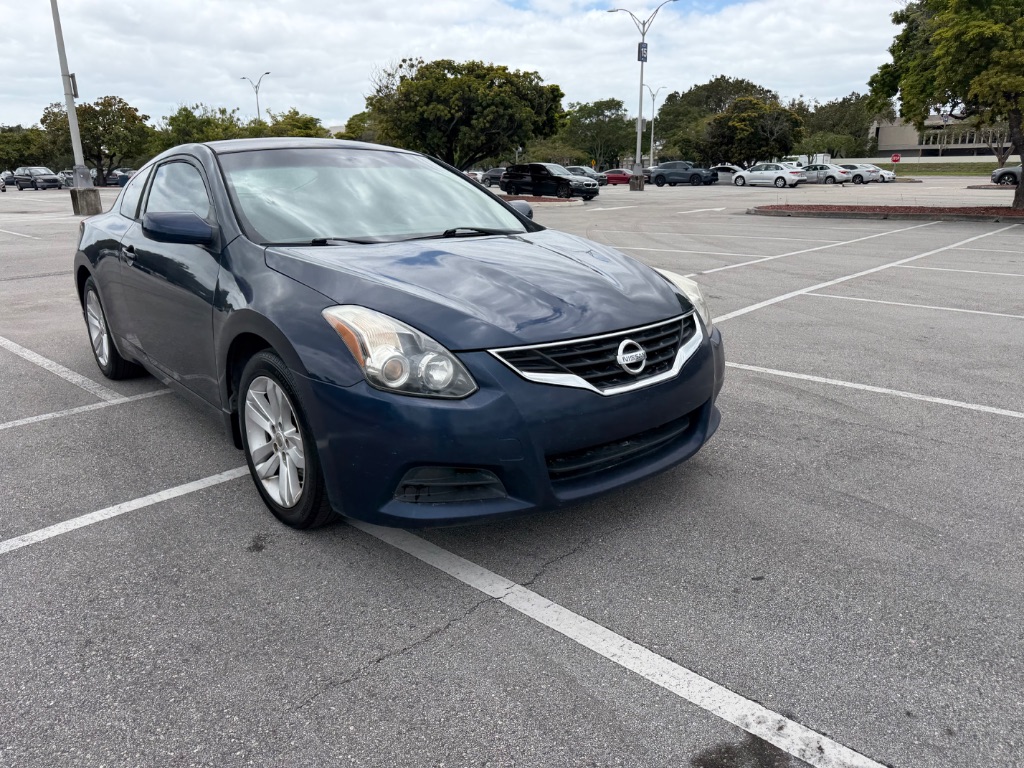 2013 Nissan Altima - $4,000