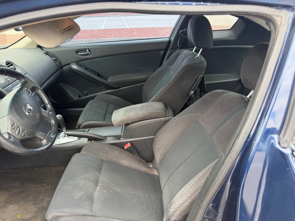 2013 Nissan Altima - $4,000