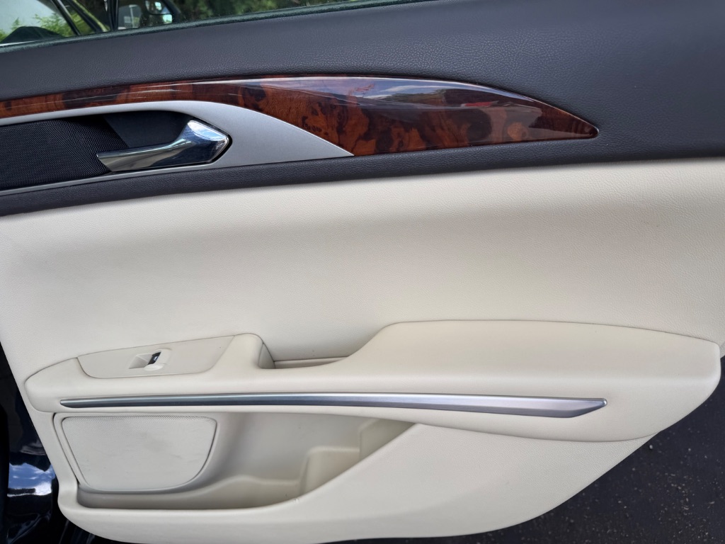 2015 Lincoln MKZ - $5,500