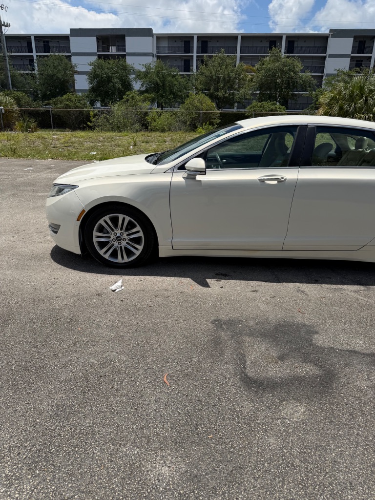 2013 Lincoln MKZ