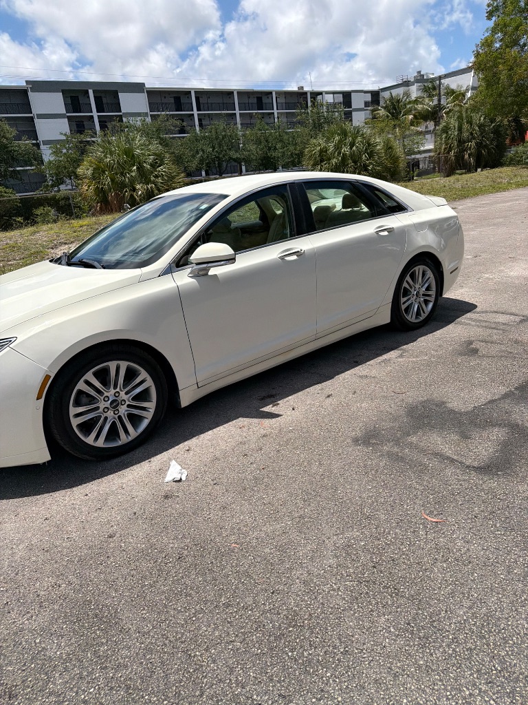 2013 Lincoln MKZ
