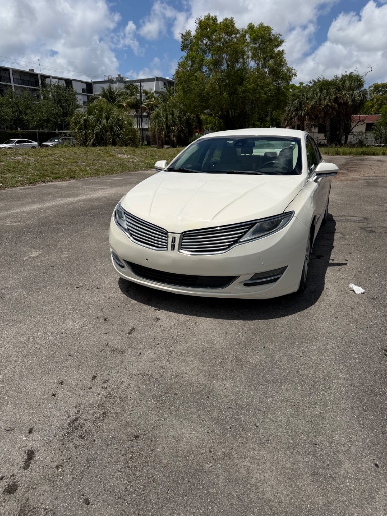 2013 Lincoln MKZ