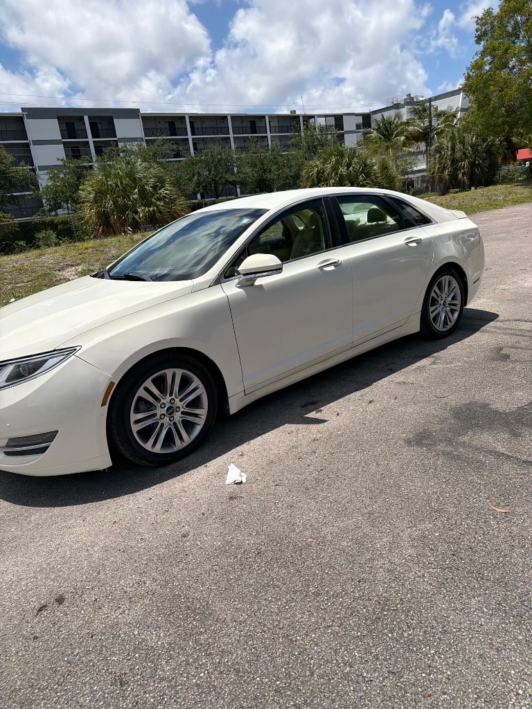 2013 Lincoln MKZ