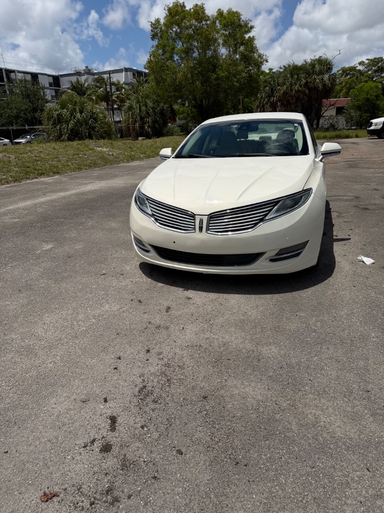 2013 Lincoln MKZ