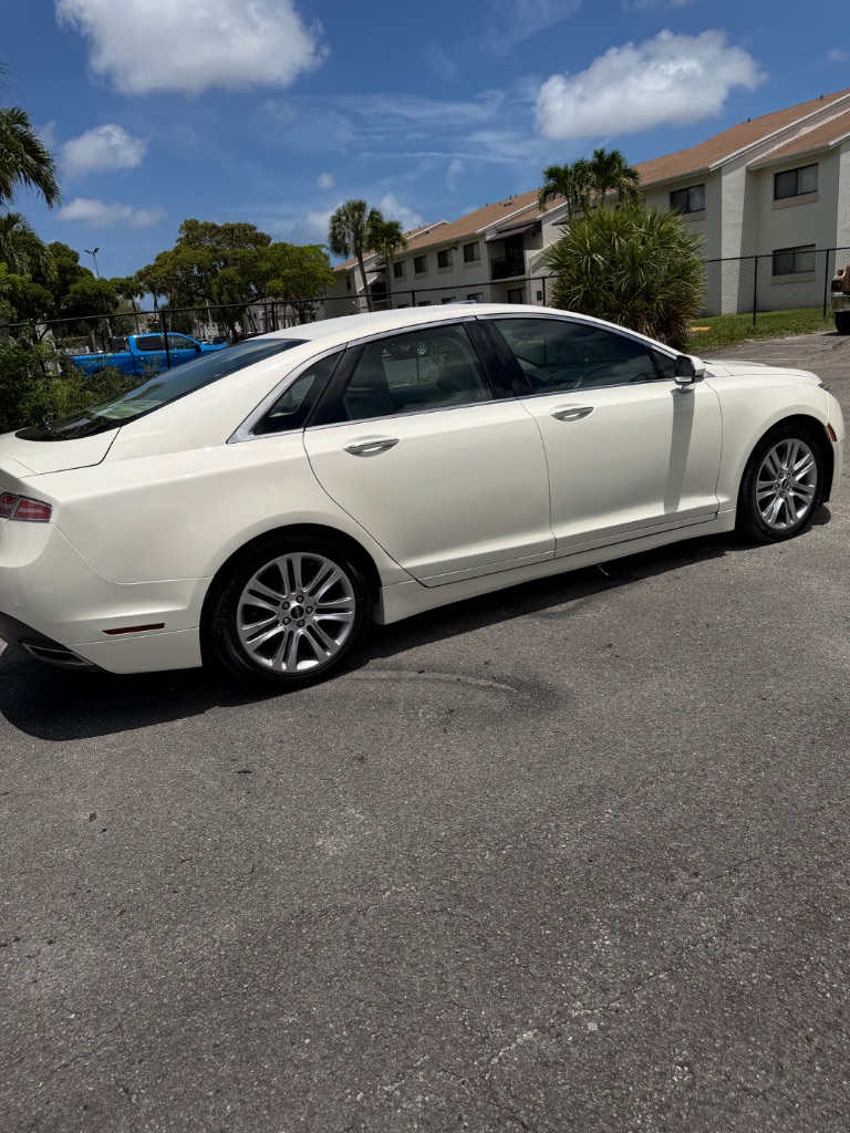 2013 Lincoln MKZ