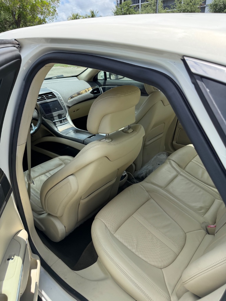 2013 Lincoln MKZ