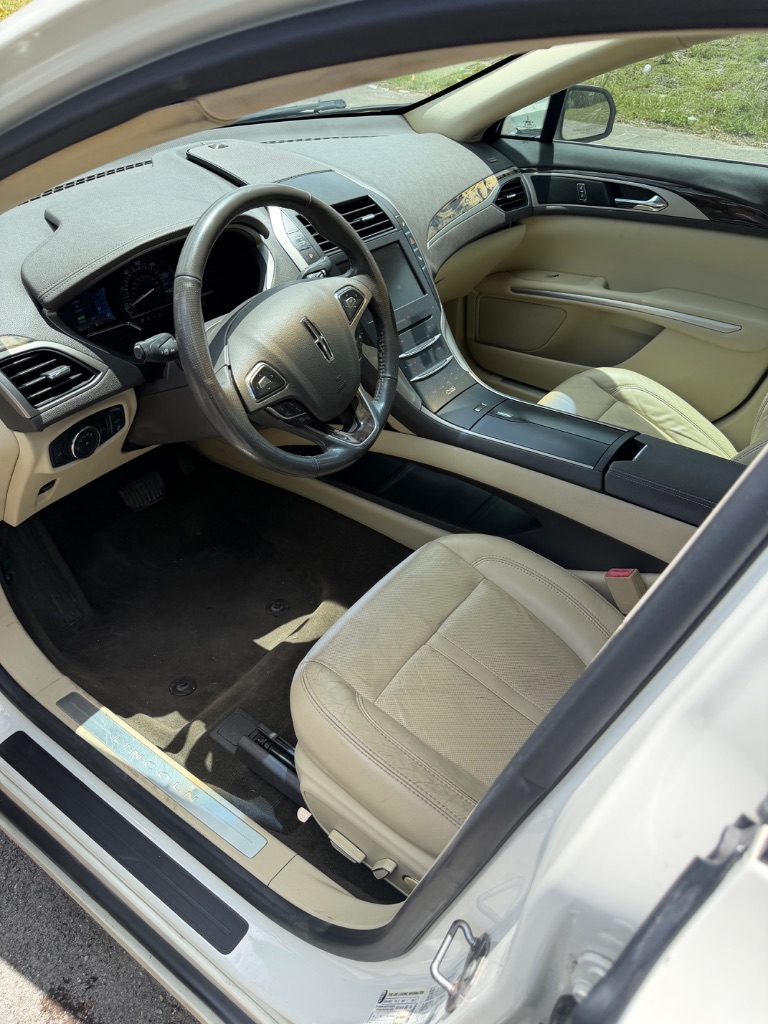 2013 Lincoln MKZ