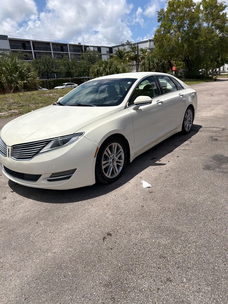 2013 Lincoln MKZ