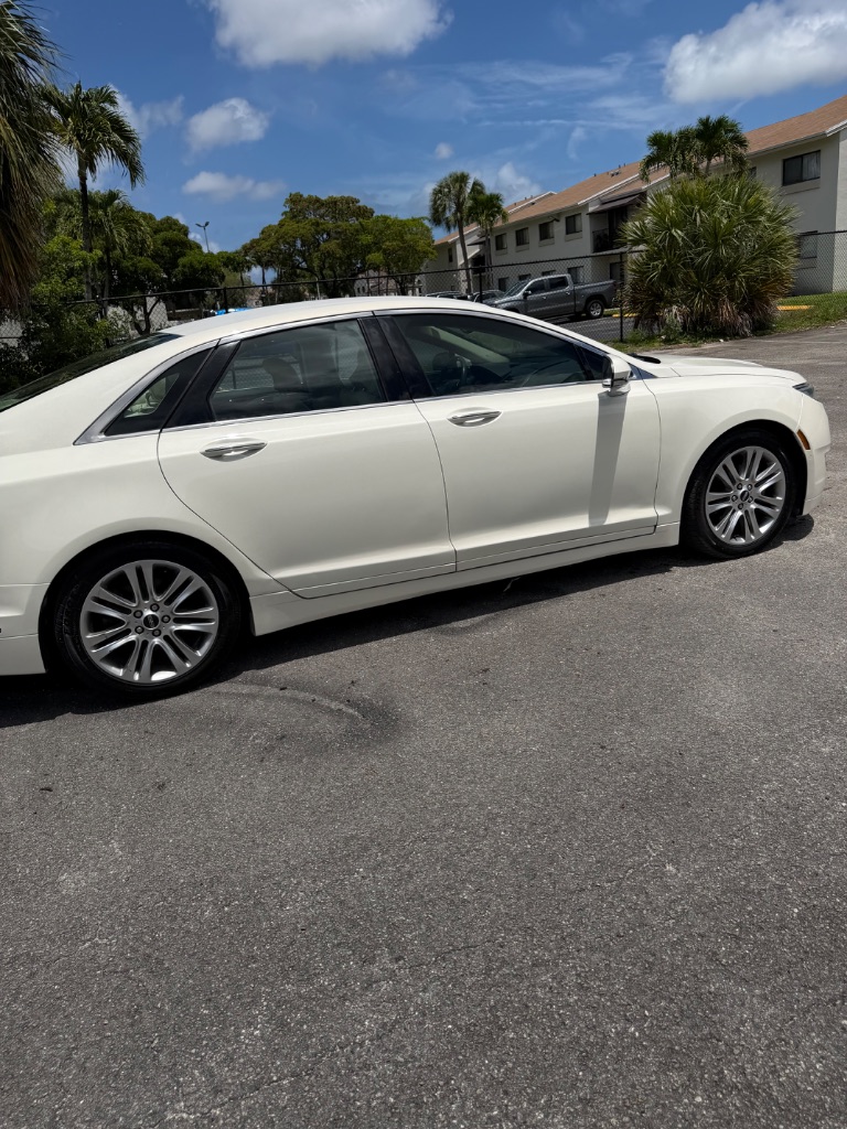 2013 Lincoln MKZ