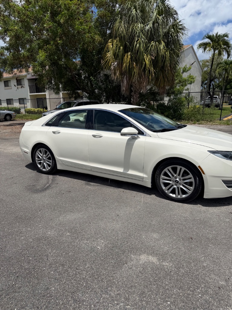 2013 Lincoln MKZ