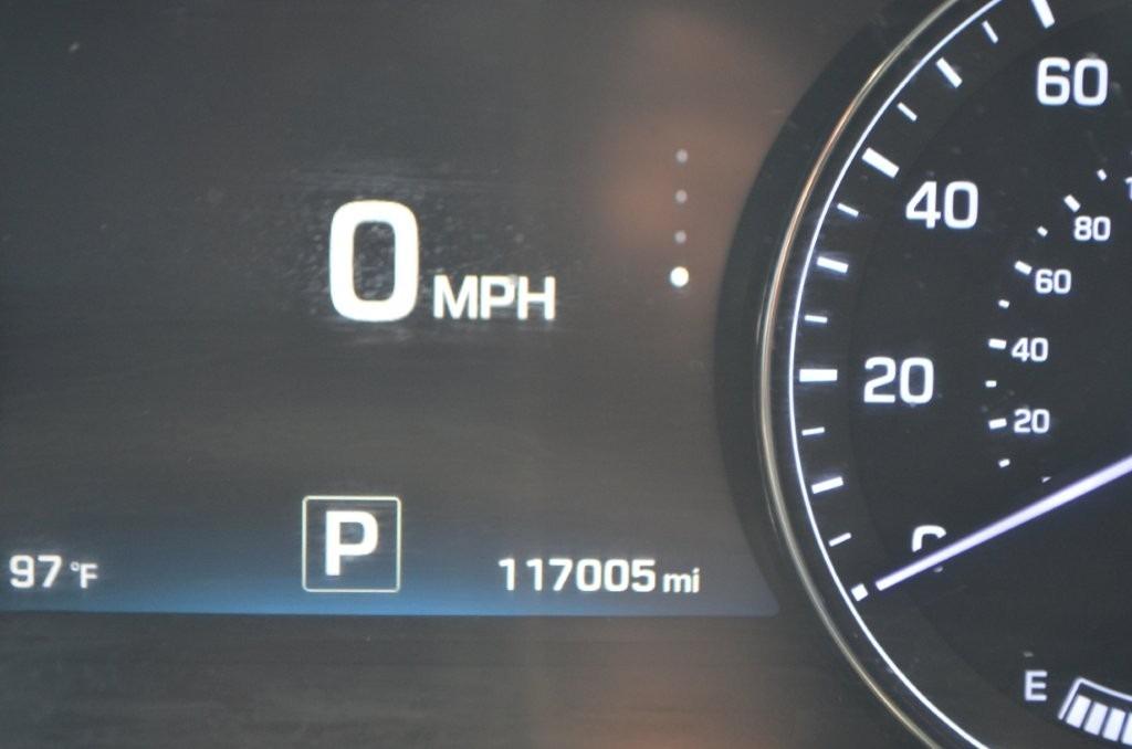 2015 Hyundai Genesis - $13,625