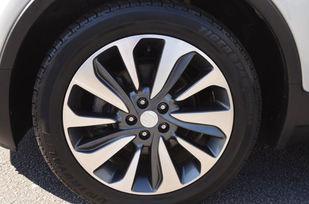 2020 Buick Encore Essence photo