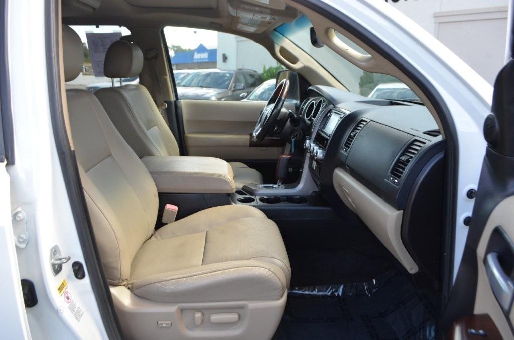 2016 Toyota Sequoia - $28,500