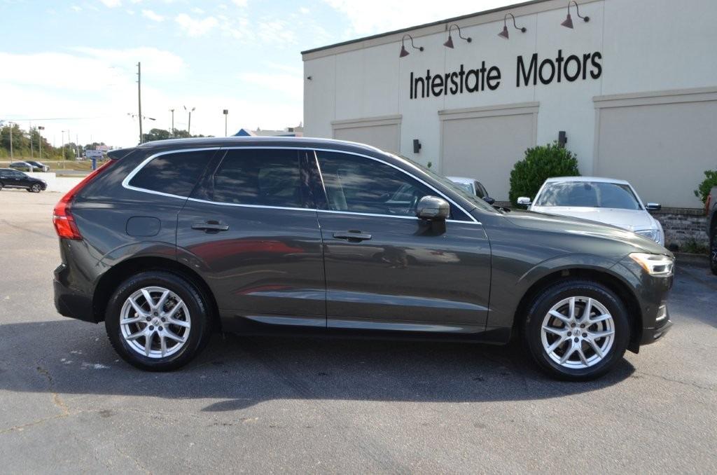 2018 Volvo XC60 - $16,400