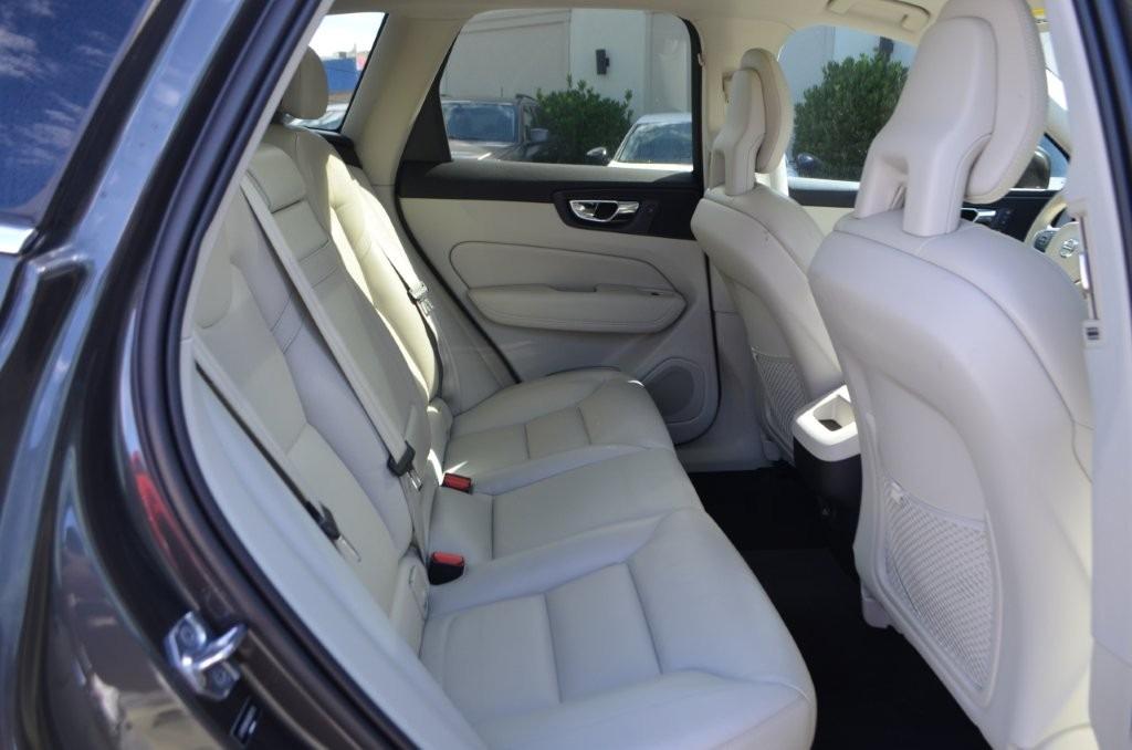2018 Volvo XC60 - $16,400
