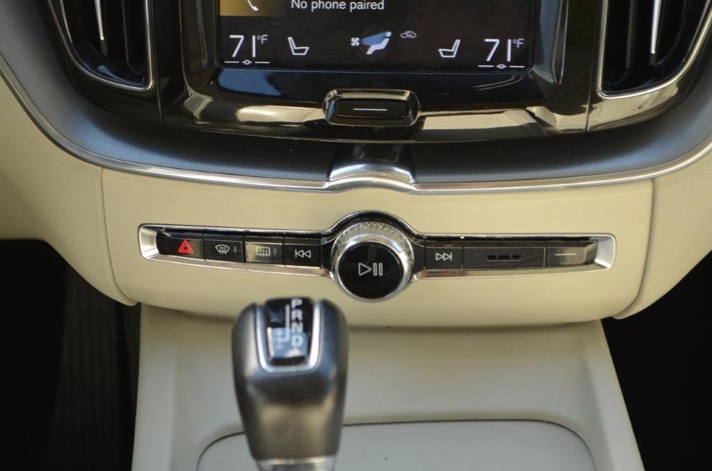 2018 Volvo XC60 - $16,400