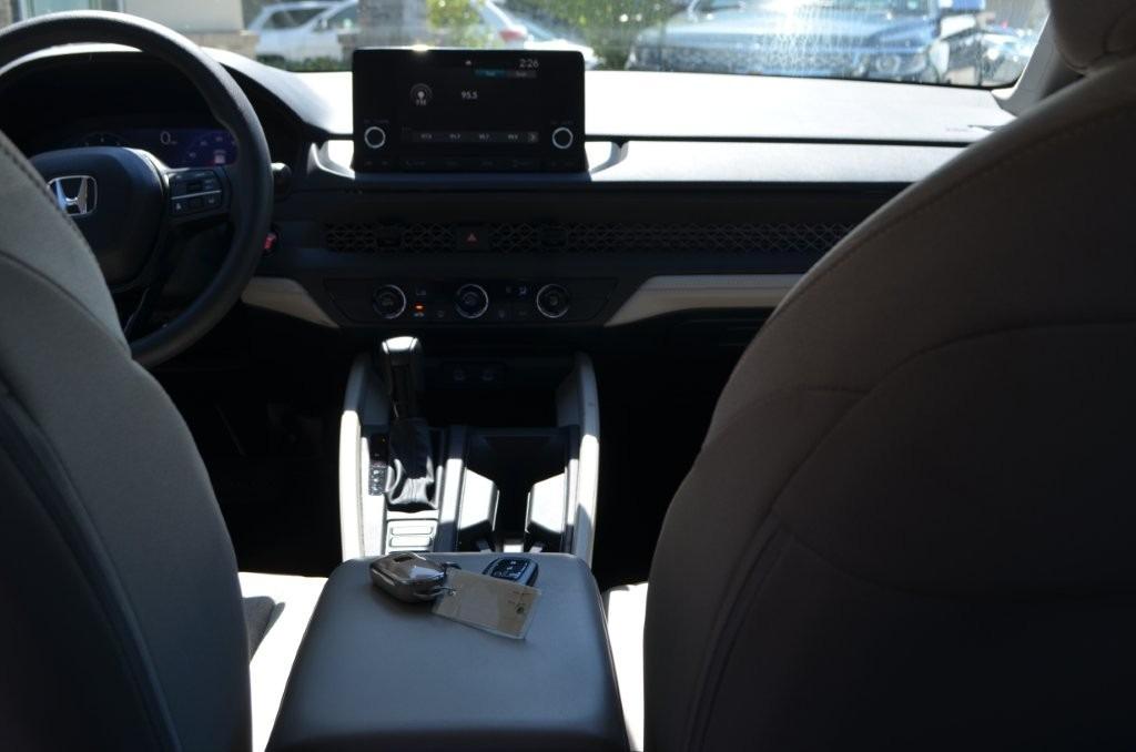 2024 Honda Accord - $27,100
