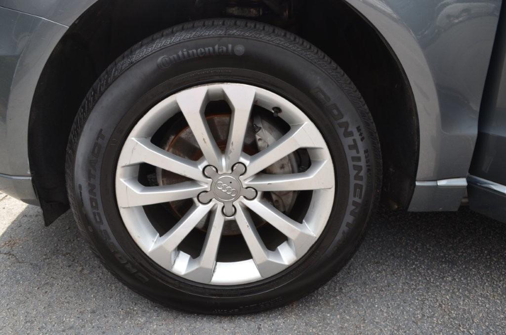 2015 Audi Q5 - $9,900