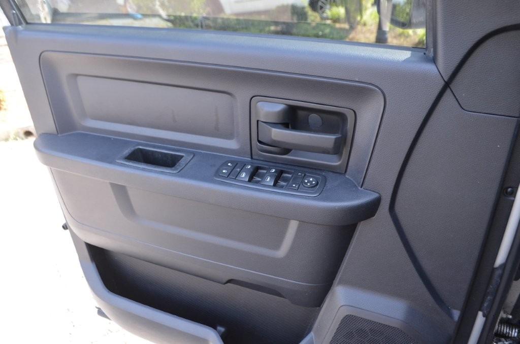 2016 Ram 1500 - $18,425