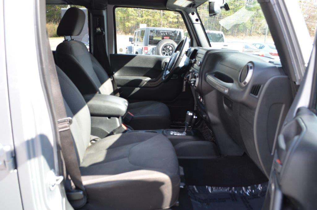 2016 Jeep Wrangler Unlimited Sport photo