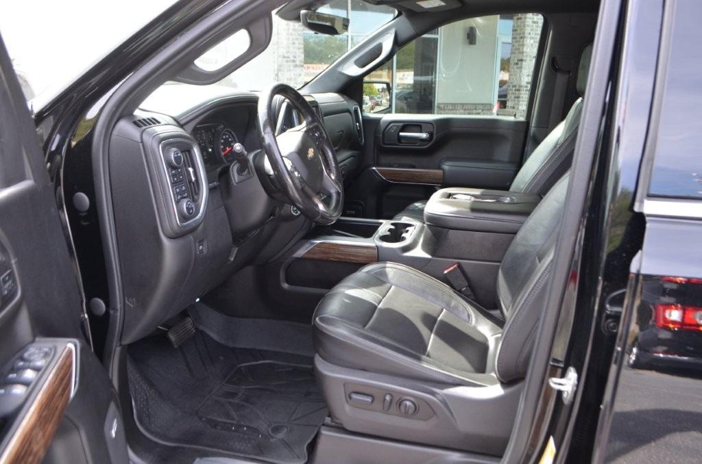 2022 Chevrolet Silverado Ltd - $43,150