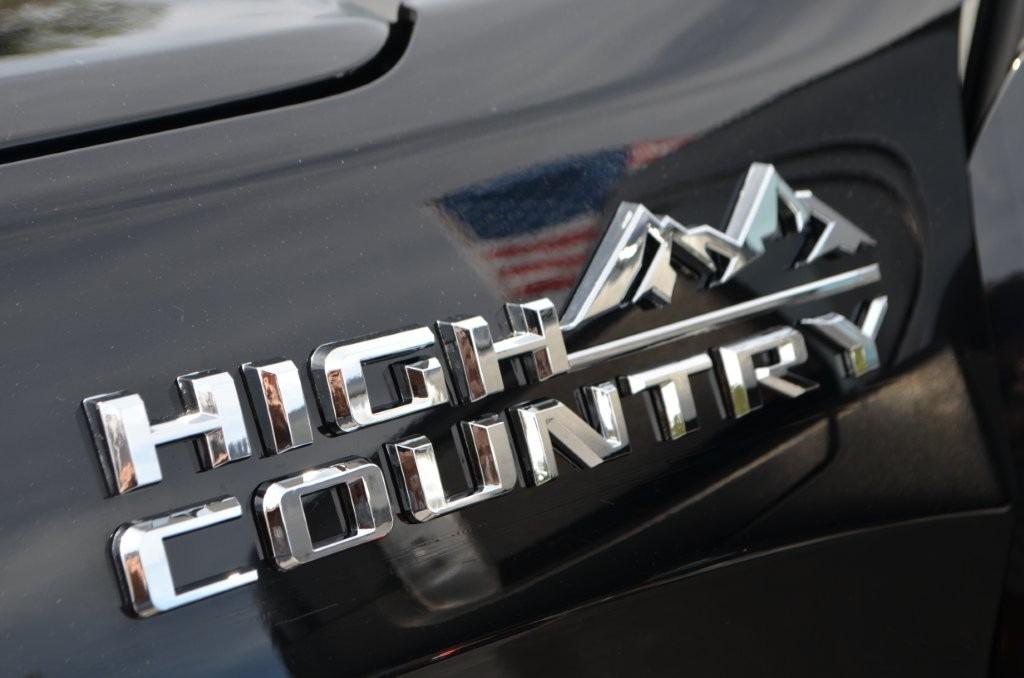 2022 Chevrolet Silverado Ltd - $43,150