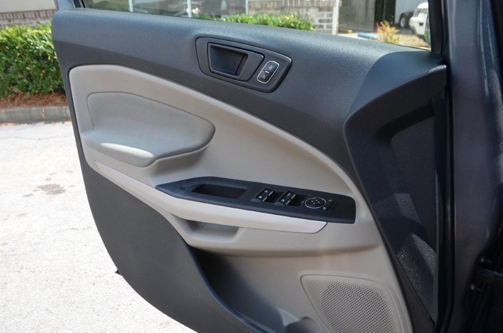 2018 Ford EcoSport - $9,900