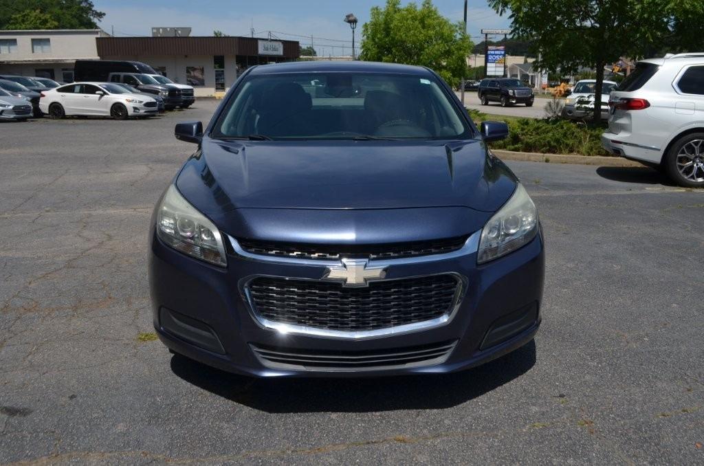 2015 Chevrolet Malibu - $11,975